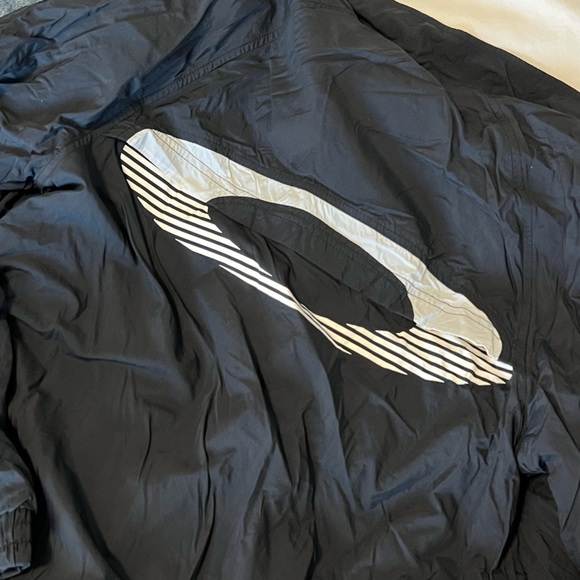 Oakley Legacy Ellipse Bomber Jacket sz Small - Picture 3 of 5